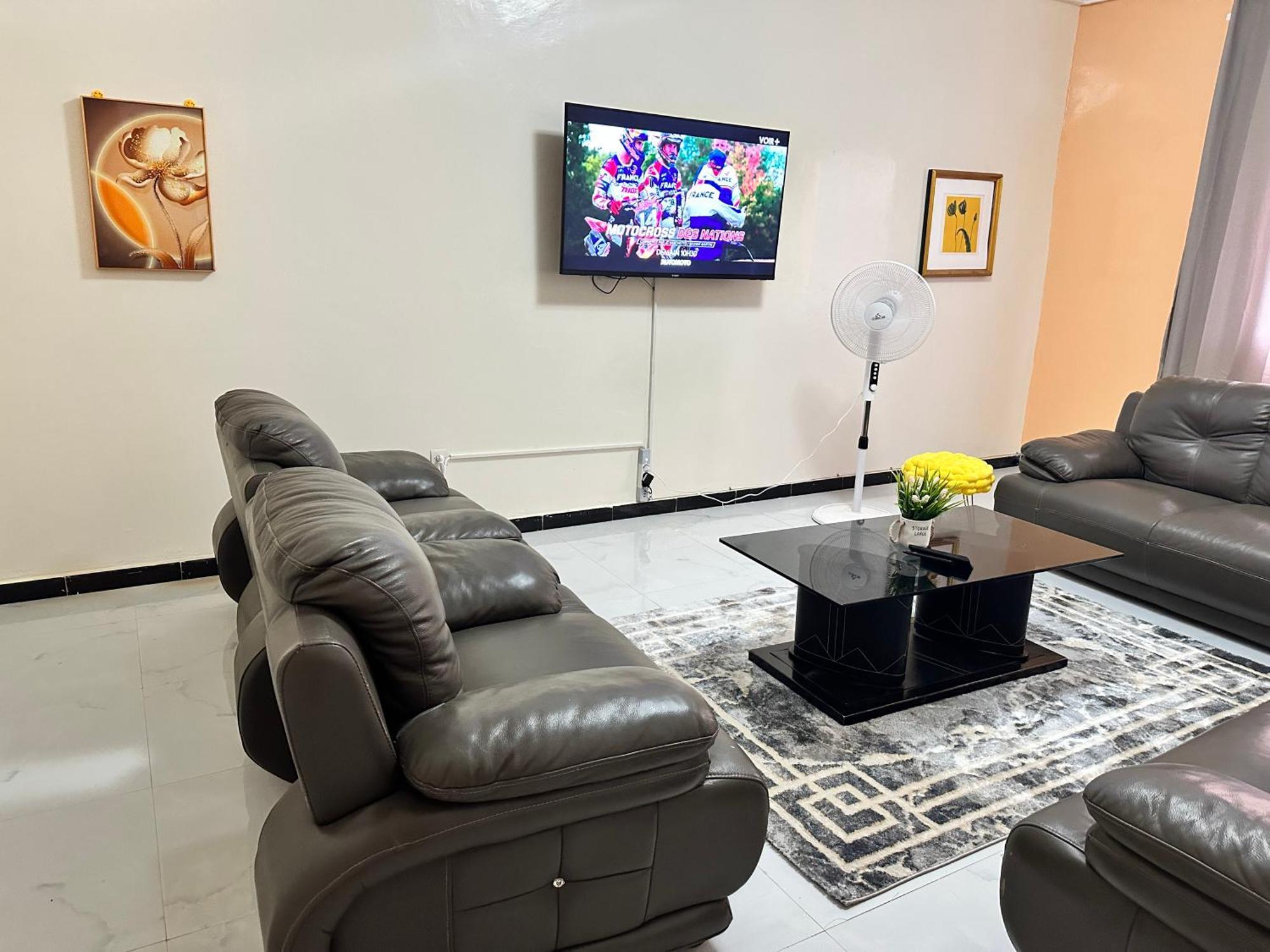 Residences Primis Thies - Appartements Et Chambres מראה חיצוני תמונה